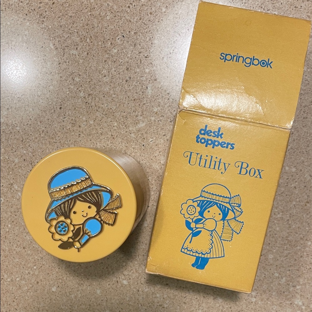 Vintage-Springbok Desk Toppers Utility Box